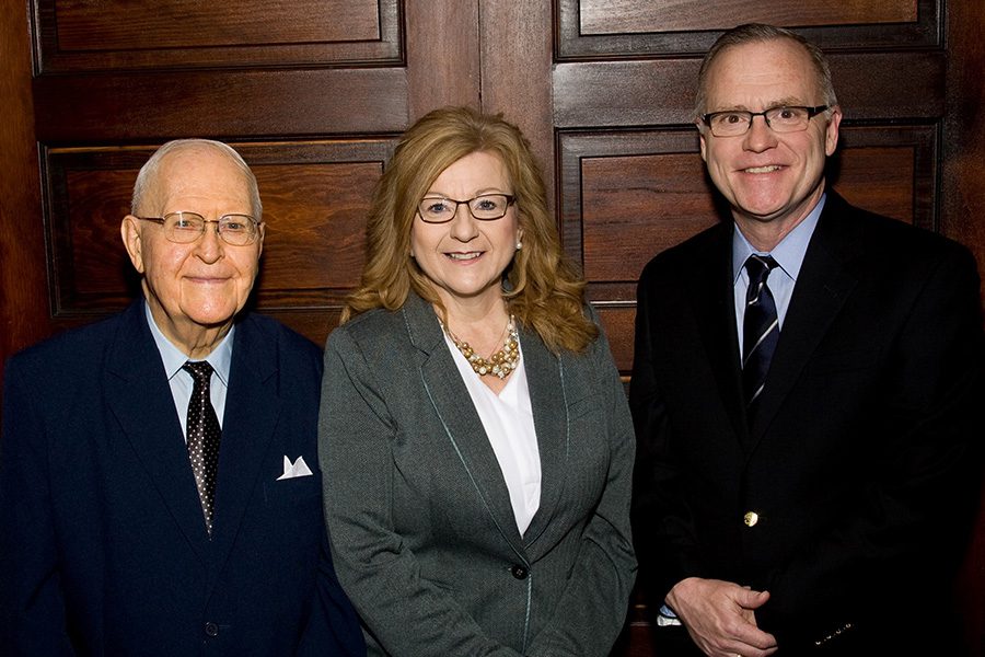 Homepage - Reid Insurance Agency Leadership Standing Together